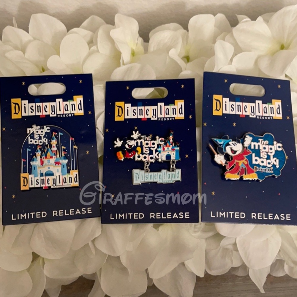 Disneyland The Magic is Back Pins 3